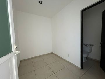 Casa recién remodelada en Cumbres del Lago