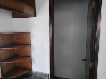 3 Bedrooms Pre-Owned House & Lot for Sale in San Fernando Pampanga