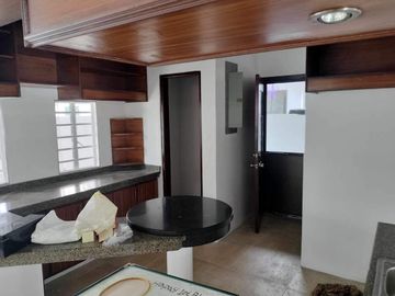 3 Bedrooms Pre-Owned House & Lot for Sale in San Fernando Pampanga