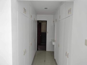 3 Bedrooms Pre-Owned House & Lot for Sale in San Fernando Pampanga