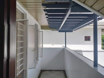 3 Bedrooms Pre-Owned House & Lot for Sale in San Fernando Pampanga