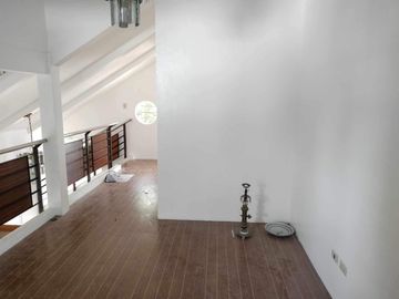 3 Bedrooms Pre-Owned House & Lot for Sale in San Fernando Pampanga