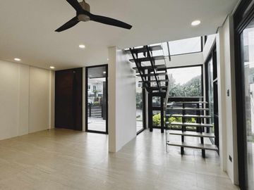 For Sale Newly Built Extravagant Modern Design 2 storey House in Dasmariñas