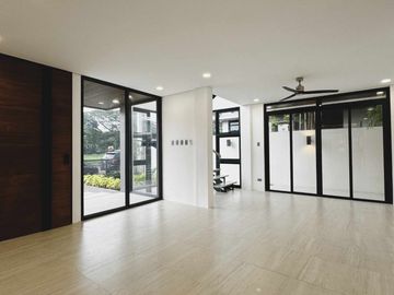 For Sale Newly Built Extravagant Modern Design 2 storey House in Dasmariñas