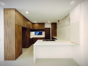 FOR SALE MAJESTIC DESIGN 3 STOREY HOUSE IN BETTER LIVING