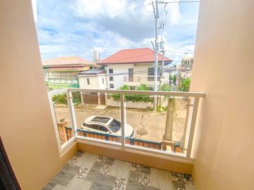 Modern Design Brand New House and Lot for Sale in BF Resort, Las Piñas City