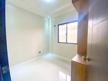 Modern Design Brand New House and Lot for Sale in BF Resort, Las Piñas City