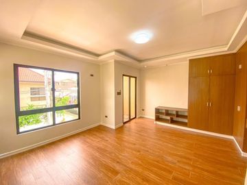 Modern Design Brand New House and Lot for Sale in BF Resort, Las Piñas City