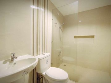 FOR SALE NEWLY BUILT BEAUTIFUL MODERN 2 STOREY DUPLEX HOUSE IN BETTER LIVING