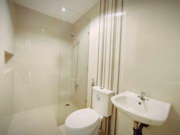 FOR SALE NEWLY BUILT BEAUTIFUL MODERN 2 STOREY DUPLEX HOUSE IN BETTER LIVING