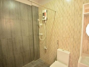 4 Bedroom Brand New Modern Design House and Lot for Sale in BF Resort, Las Piñas City