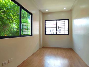 For Sale Stunning Interior Design 2 storey Duplex House in Better Living