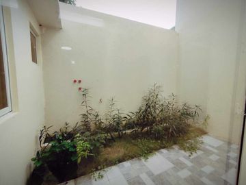 FOR SALE NEWLY MADE SPACIOUS MODERN 2 STOREY HOUSE IN BETTER LIVING