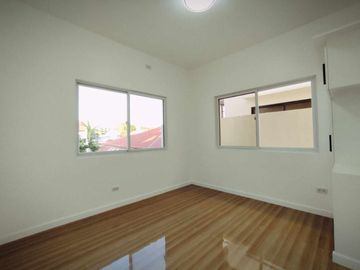 FOR SALE NEWLY MADE SPACIOUS MODERN 2 STOREY HOUSE IN BETTER LIVING