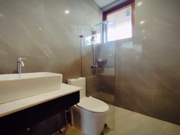 FOR SALE NEWLY MADE MARVELOUS MODERN 2 STOREY HOUSE IN BETTER LIVING