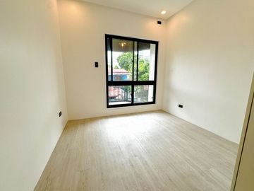 Modern Design 4 Bedroom House and Lot for Sale in Pilar, Las Piñas city