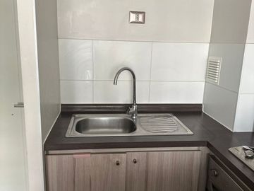 Vendo departamento Amoblado en Sector San Roque, 1 dormitorio 1 baño, UF 1750.