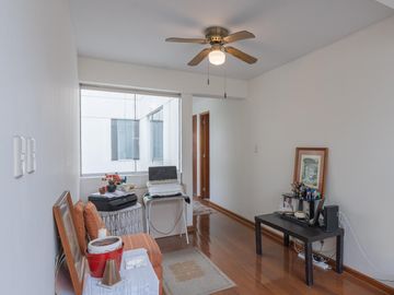 DUPLEX 241 M2 FRENTE A PARQUE, 4 DORM, 3.5 BAÑ, 2 ESTAC $ 330,000