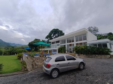 CASA CAMPESTRE EN VENTA