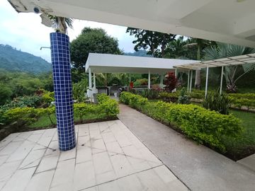 CASA CAMPESTRE EN VENTA