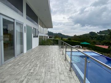 CASA CAMPESTRE EN VENTA