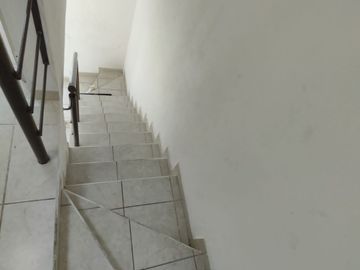 Casa en Fracc. Los Héroes. Cerca de Tamsa y Cd. Industrial. Clúster con alberca y vigilancia