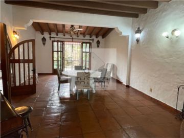 VISTA HERMOSA, CERCA PLAZA CUERNAVACA, CASA SOLA, 4 recs PROPIA OFICINAS O CONSULTORIOS $30,000.00