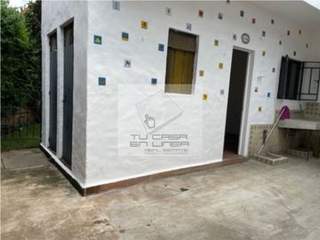 VISTA HERMOSA, CERCA PLAZA CUERNAVACA, CASA SOLA, 4 recs PROPIA OFICINAS O CONSULTORIOS $30,000.00