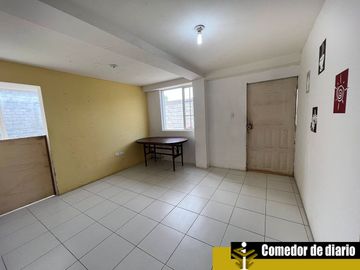 Casa de venta San Antonio de Pichincha, en el mejor sector Urbanización la Marca, 5 dormitorios