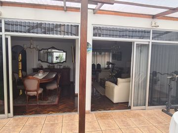 Ocasión Vendo Hermosa Casa Las Gardenias Surco