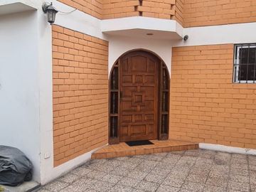 Ocasión Vendo Hermosa Casa Las Gardenias Surco