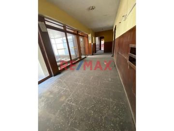 Vendo Casa Como Terreno, Ideal Para Proyecto Inmobiliario En Centro Financiero San Isidro