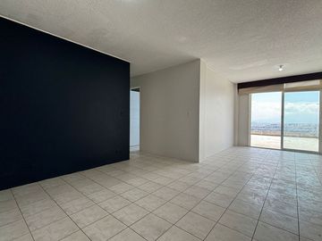 Oportunidad! Departamento Aterrazado $69.900 en Urb. Condado del Magisterio