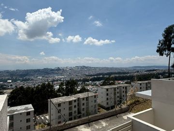 Oportunidad! Departamento Aterrazado $69.900 en Urb. Condado del Magisterio