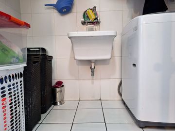 ¡VENTA DEPARTAMENTO FRENTE PARQUE 4TO PISO EN SURCO!