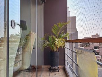 ¡VENTA DEPARTAMENTO FRENTE PARQUE 4TO PISO EN SURCO!