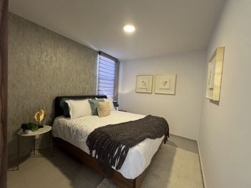 Departamento de 3 recámaras y 2 pisos en Zákia