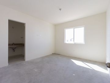 SE VENDE CASA EN LA CORUÑA