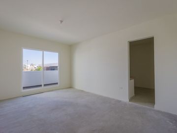 SE VENDE CASA EN LA CORUÑA