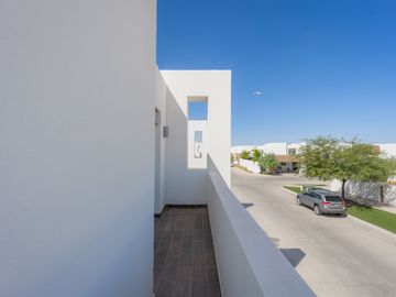 SE VENDE CASA EN LA CORUÑA