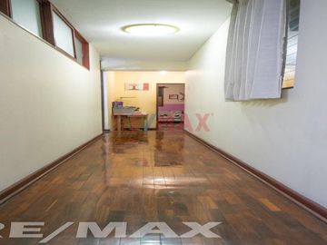 VENDO DEPARTAMENTO EN URB. BARRIO MEDICO 116M2., SURQUILLO