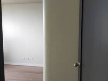 Looking For RFO 2-Bedroom w/Balcony & Ledge Near LRT FPJ Station Sm North MCU WCC? Reserve Your Unit At The Signature Quezon City!