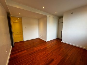 For Sale Stunning Design Modern 3 storey Townhouse in Better Living