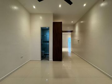 For Sale Stunning Design Modern 3 storey Townhouse in Better Living