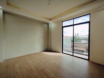 FOR SALE NEWLY MADE SPACIOUS MODERN 2 STOREY CORNER HOUSE IN BETTER LIVING