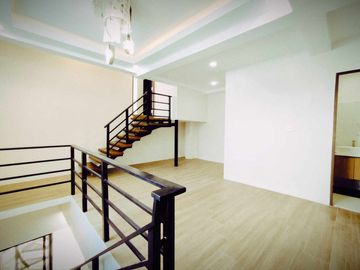 FOR SALE NEWLY MADE SPACIOUS MODERN 2 STOREY CORNER HOUSE IN BETTER LIVING