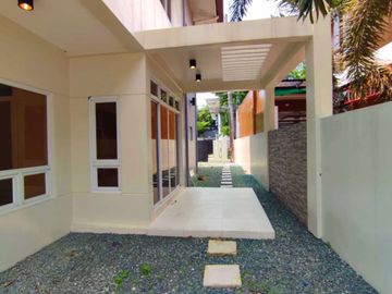 For Sale Furnished Majestic Modern 2 storey House in Parañaque