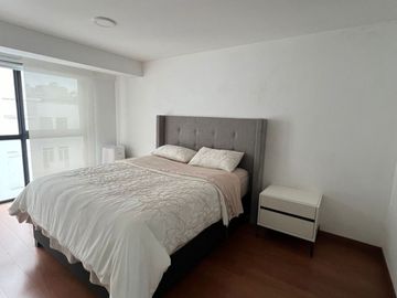 Flat en Av. Grau en Miraflores con acabados modernos y areas comunes