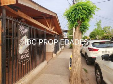 CASA A LA VENTA CON LOCAL COMERCIAL EN SAN FELIPE
