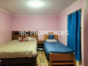 CASA A LA VENTA CON LOCAL COMERCIAL EN SAN FELIPE